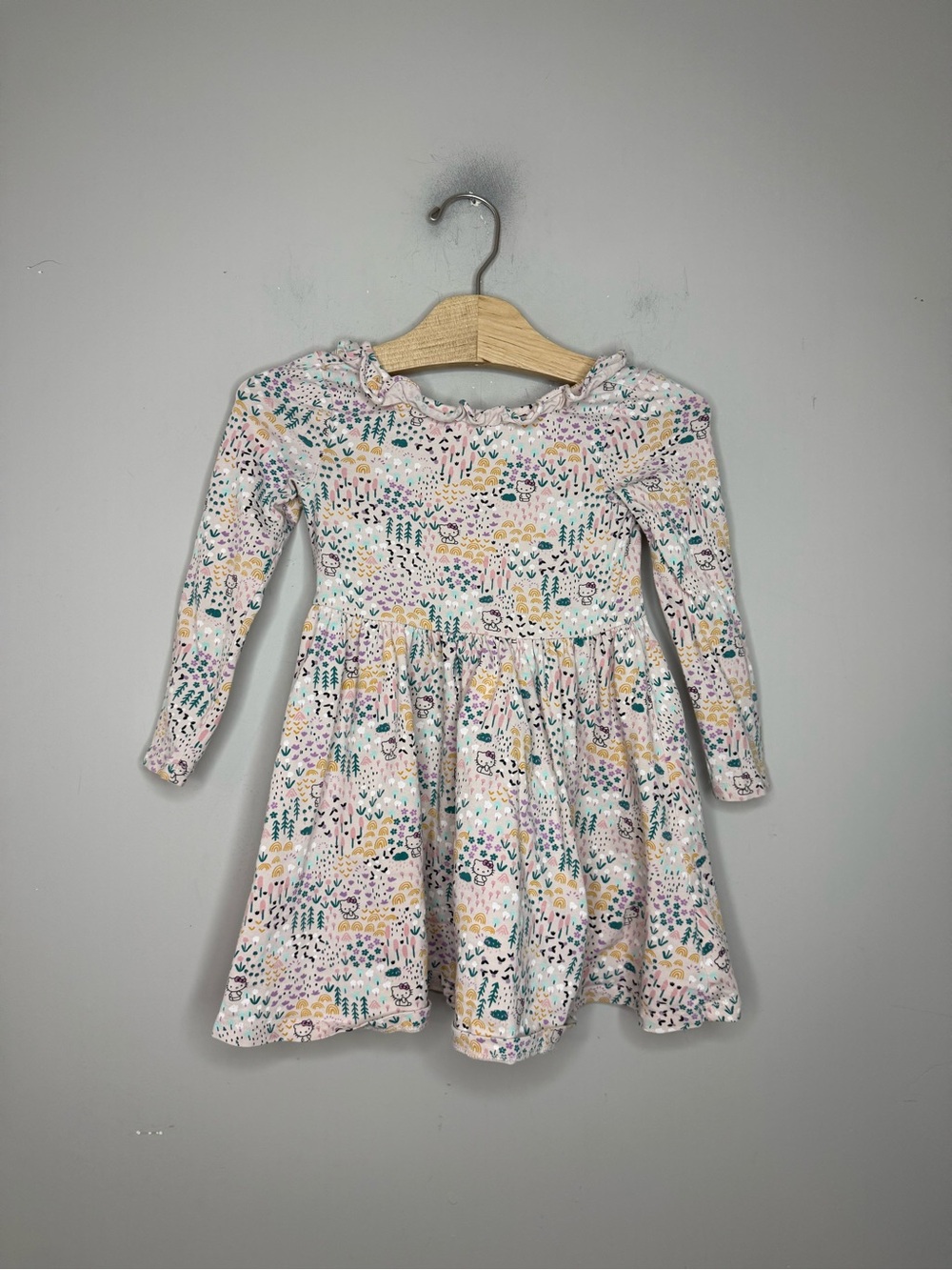 $20 ADD ON tea collection hello kitty white dress 4Y rylee + cru mini boden zara